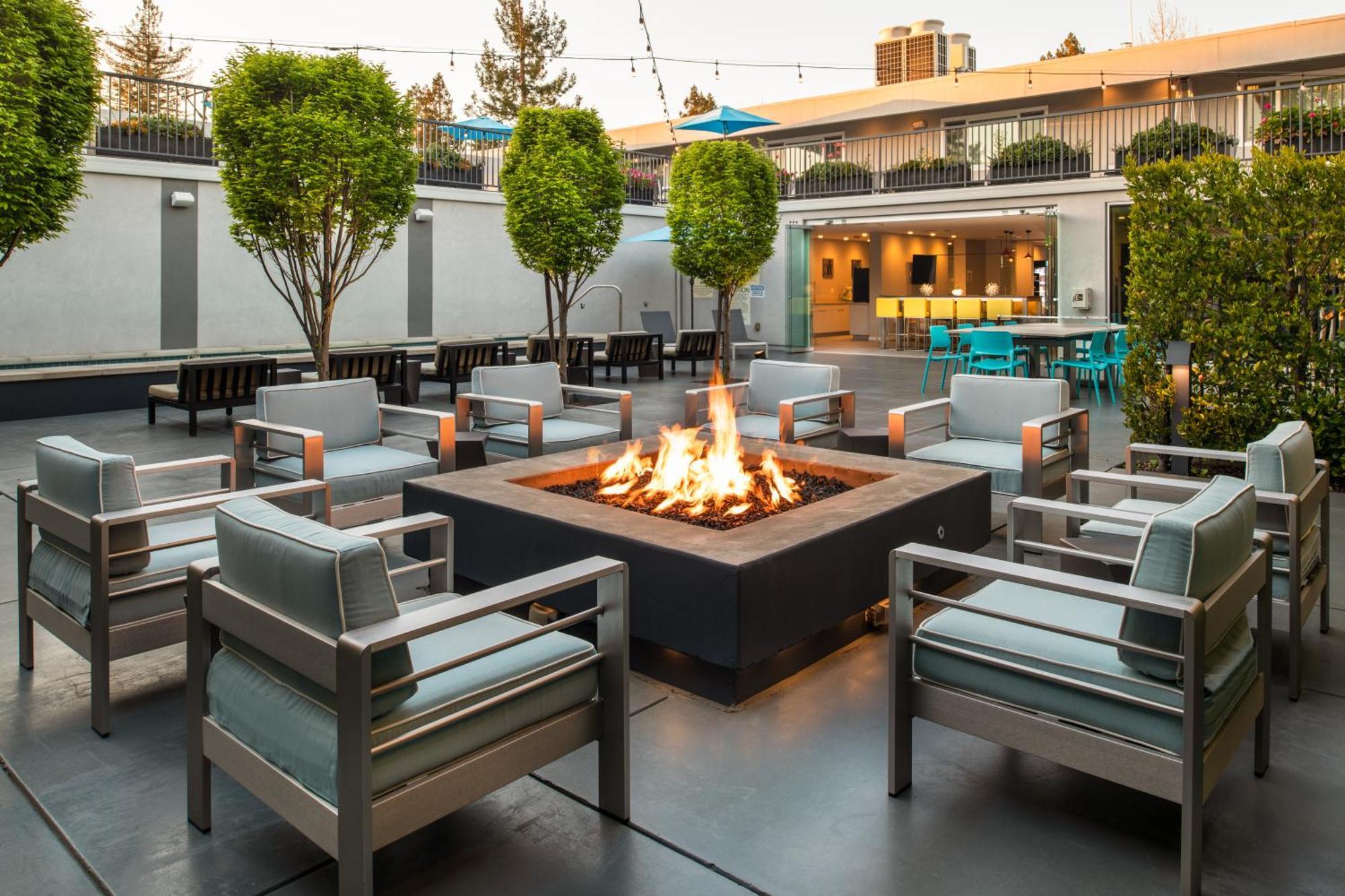 Hotel Lucent Menlo Park Εξωτερικό φωτογραφία